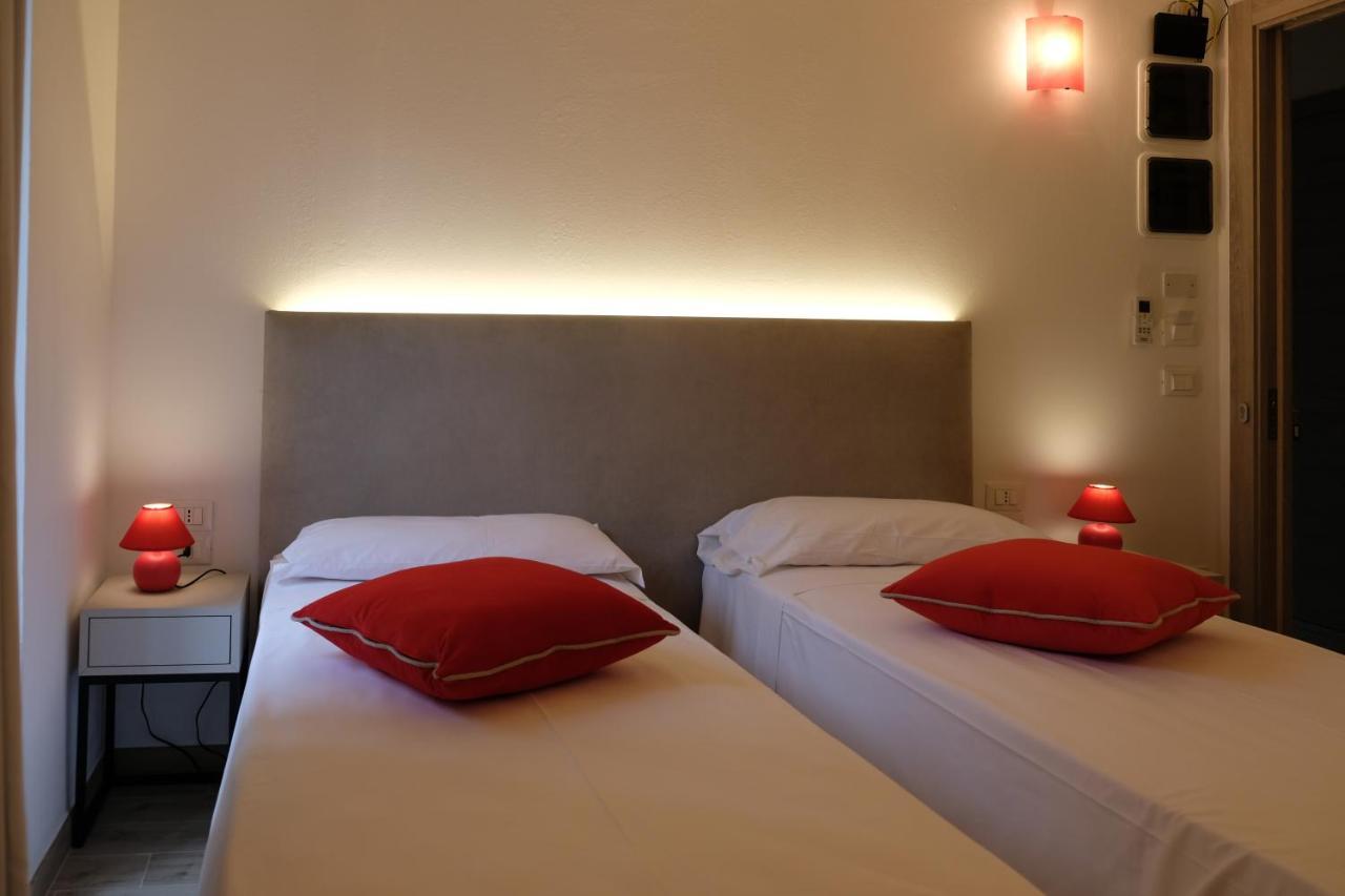โรเมโอ จูเลียตตา รูม อพาร์ตเมนต์ เตอร์กิชบาธ เวโรนา Bed & Breakfast ภายนอก รูปภาพ